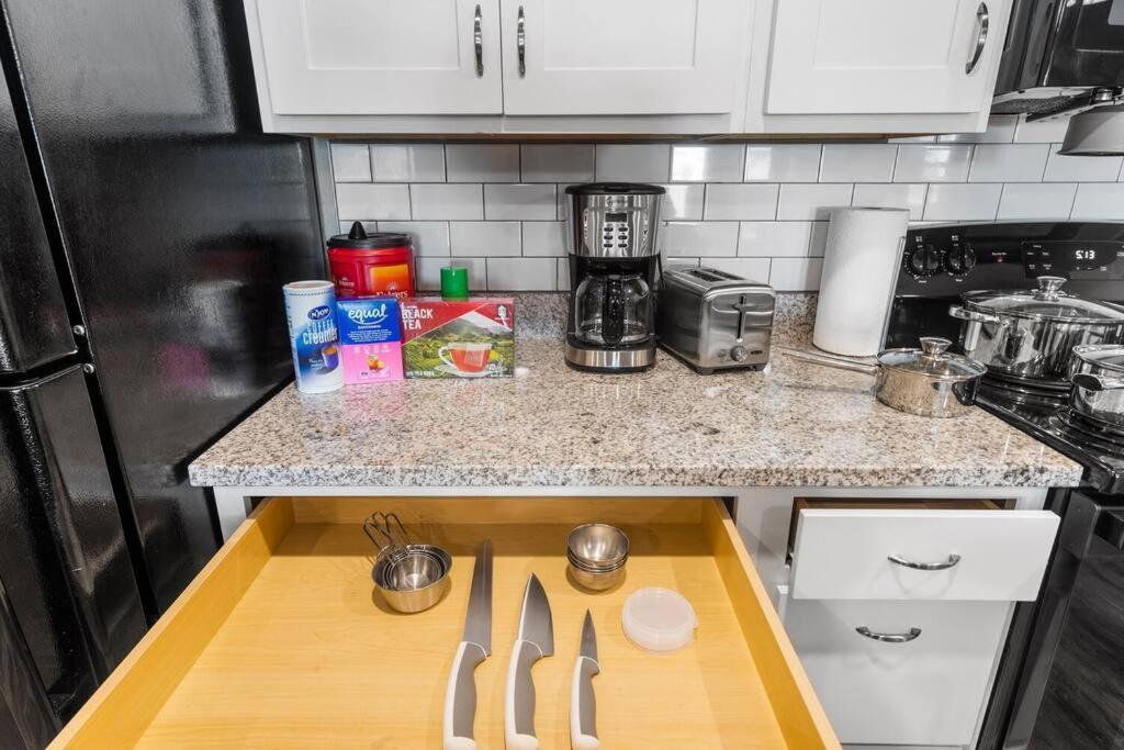 Elegant 2 Bedroom/2 Bath Condo With All Amenities Мельбурн Экстерьер фото