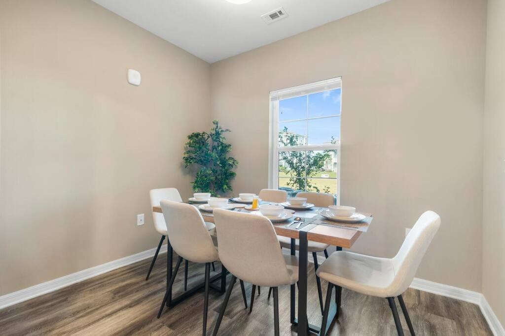 Elegant 2 Bedroom/2 Bath Condo With All Amenities Мельбурн Экстерьер фото
